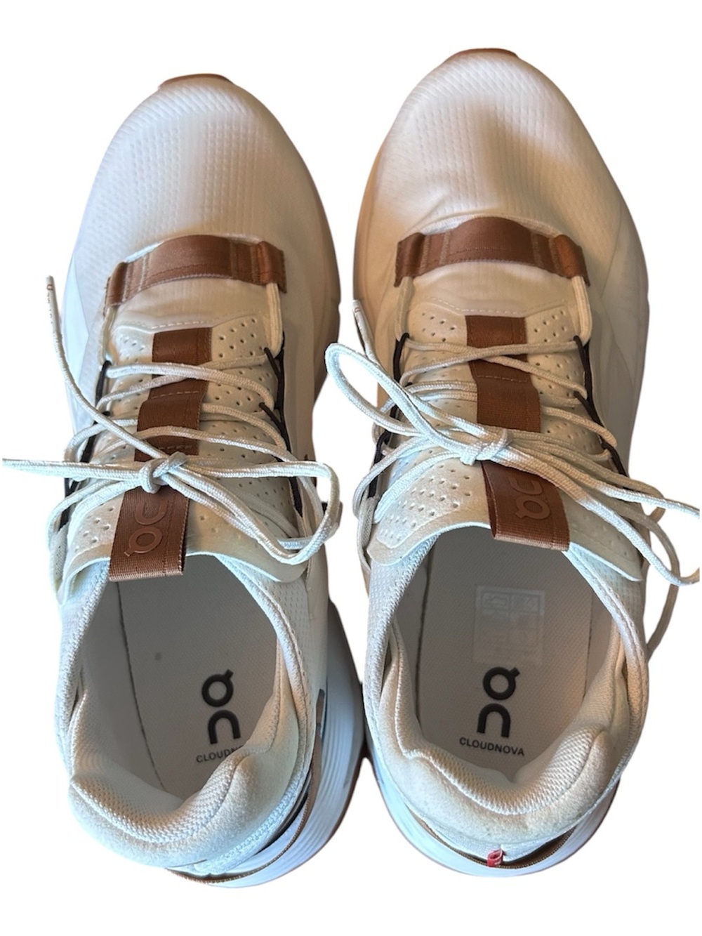On Running Cloudnova 2 ivory MENS size 12 EUC - Picture 5 of 12